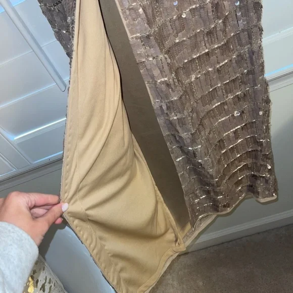 SOLD- MAC DUGGAL Sequined High Neck Sleeveless Column Gown In Taupe Size 6 NWT - Picture 9 of 9